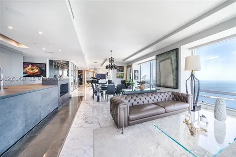 1425 Brickell Avenue Miami FL 33131
