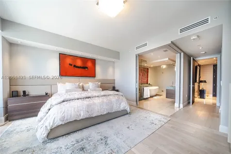 1425 Brickell Avenue Miami FL 33131