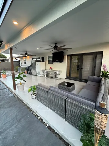 1711 N Anhinga Lane Homestead FL 33035