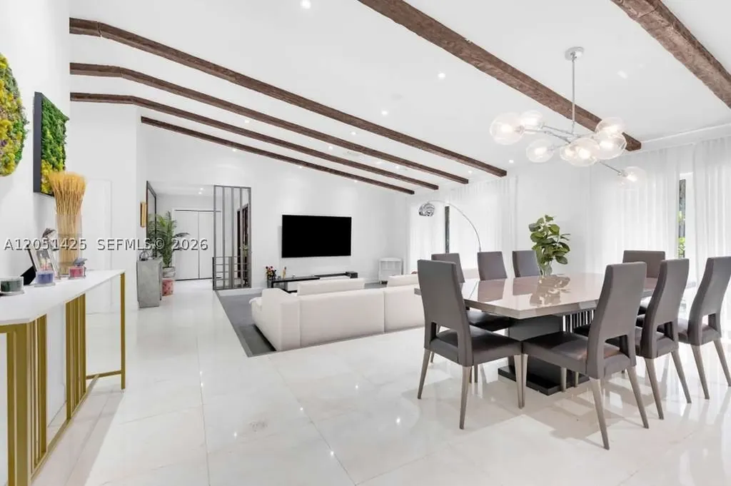 3520 N 32nd Terrace Hollywood FL 33021