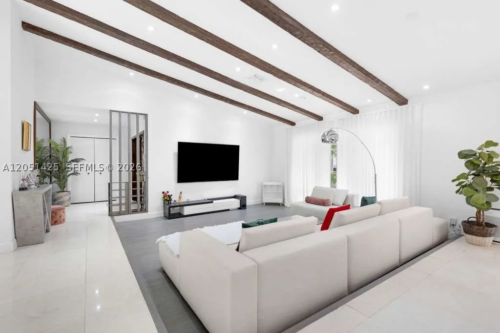 3520 N 32nd Terrace Hollywood FL 33021