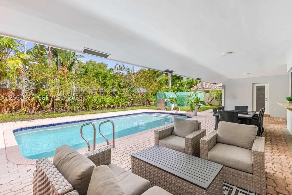 3520 N 32nd Terrace Hollywood FL 33021