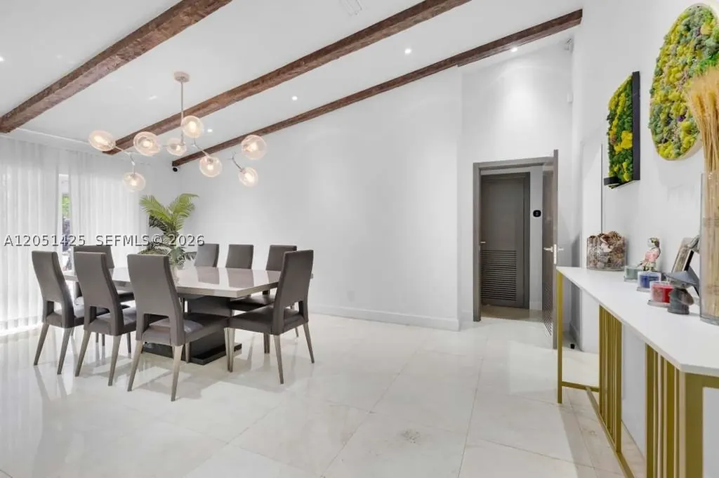 3520 N 32nd Terrace Hollywood FL 33021