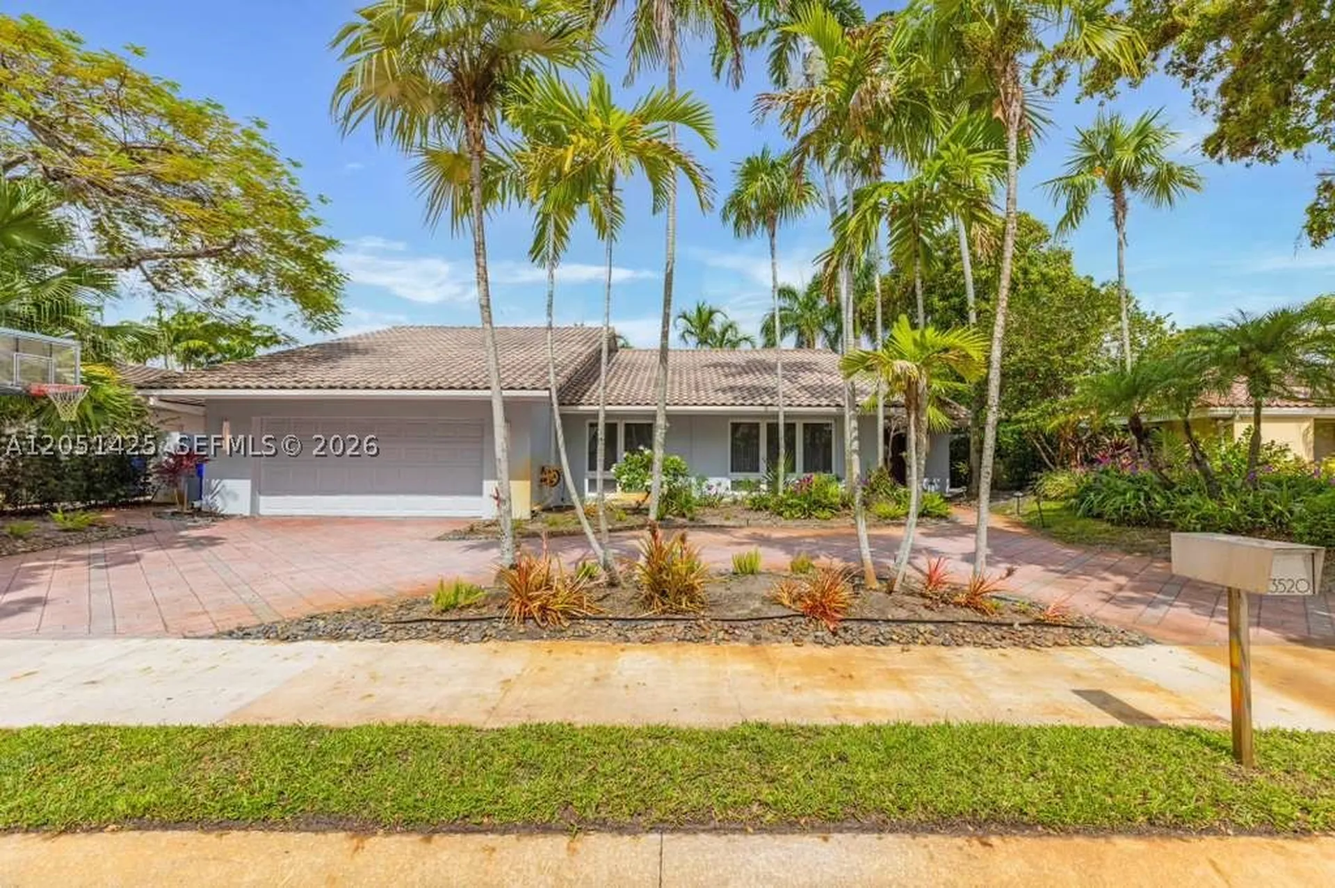3520 N 32nd Terrace Hollywood FL 33021