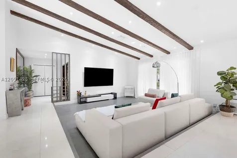 3520 N 32nd Terrace Hollywood FL 33021