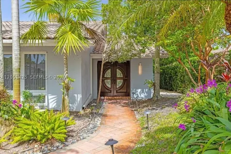 3520 N 32nd Terrace Hollywood FL 33021