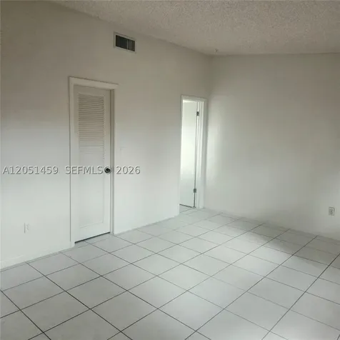 7412 SW 105th Place Miami FL 33173