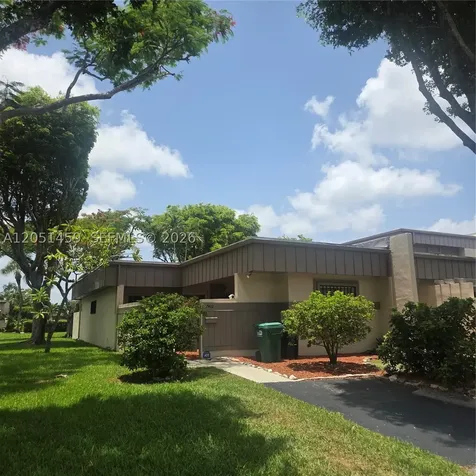 7412 SW 105th Place Miami FL 33173