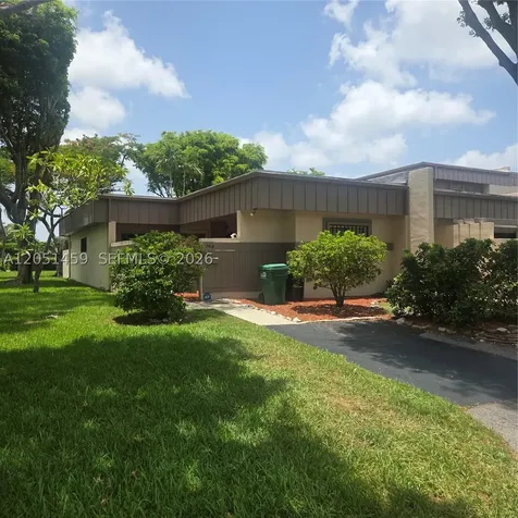 7412 SW 105th Place Miami FL 33173