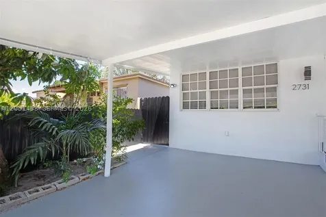 2731 NW 100th Street Miami FL 33147