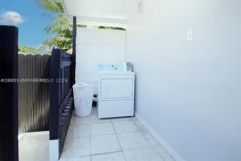 2731 NW 100th Street Miami FL 33147