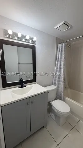 17530 NW 68th Avenue Hialeah FL 33015