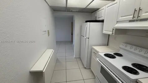 17530 NW 68th Avenue Hialeah FL 33015