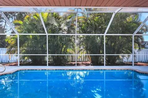 1121 NW 27th Avenue Cape Coral FL 33993