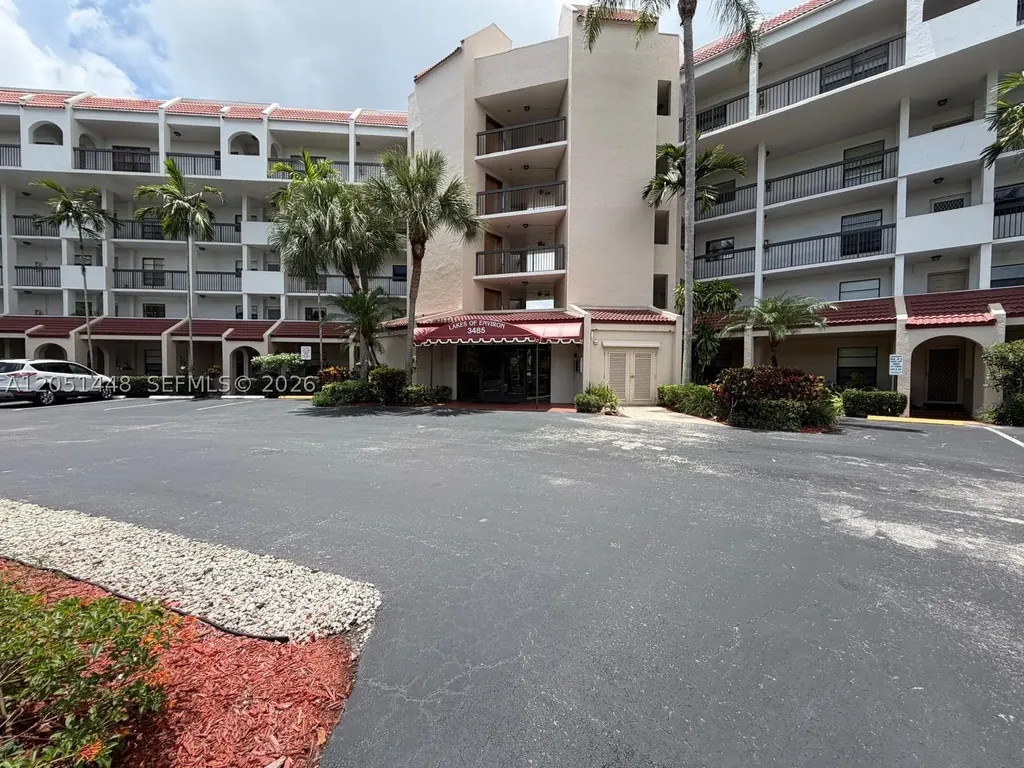 3485 Environ Boulevard Lauderhill FL 33319