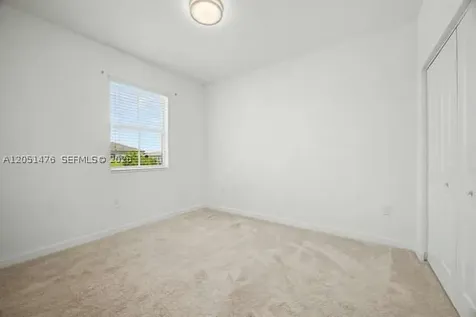 1020 SE 26th Terrace Homestead FL 33035