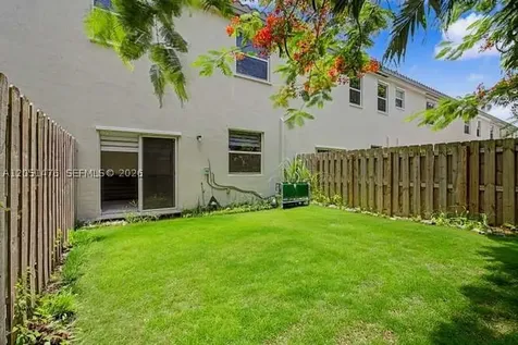 1020 SE 26th Terrace Homestead FL 33035