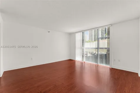 20515 E Country Club Drive Aventura FL 33180