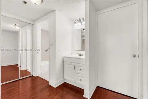 20515 E Country Club Drive Aventura FL 33180