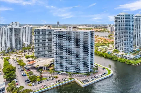 20515 E Country Club Drive Aventura FL 33180