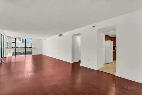 20515 E Country Club Drive Aventura FL 33180