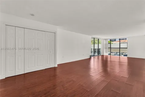 20515 E Country Club Drive Aventura FL 33180