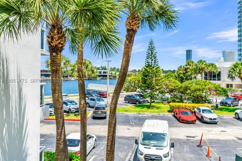 20515 E Country Club Drive Aventura FL 33180