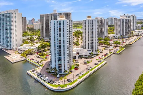 20515 E Country Club Drive Aventura FL 33180