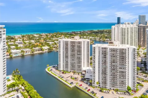 20515 E Country Club Drive Aventura FL 33180