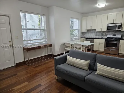 622 15th Street Miami Beach FL 33139