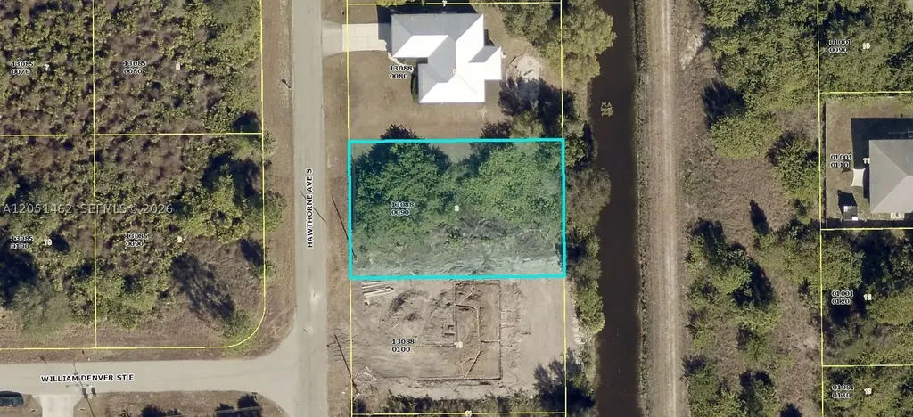 517 S Hawthorne Avenue Lehigh Acres FL 33974