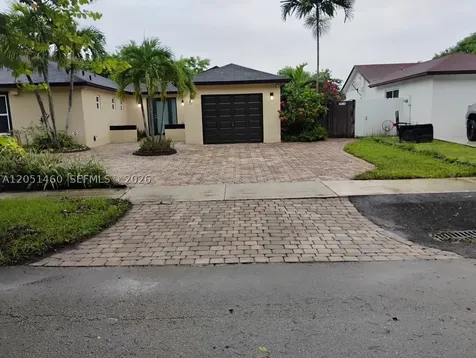 6061 NW 198th Terrace Miami FL 33015