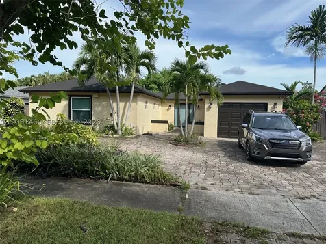 6061 NW 198th Terrace Miami FL 33015