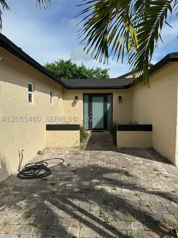 6061 NW 198th Terrace Miami FL 33015
