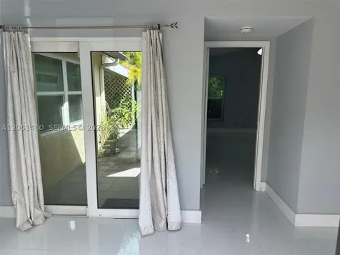 6061 NW 198th Terrace Miami FL 33015