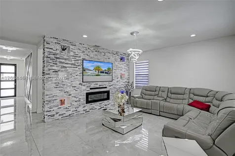 27563 SW 133rd Avenue Homestead FL 33032