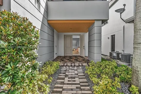 10855 Pacifica Way Parkland FL 33076