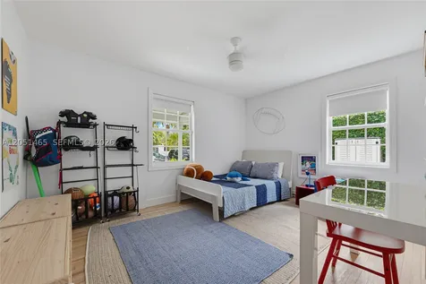 5130 SW 73rd Terrace Miami FL 33143