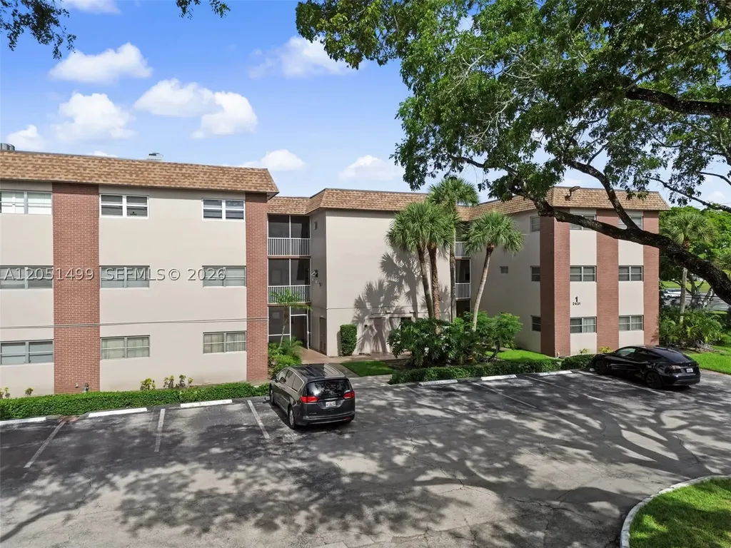 2431 SW 82nd Avenue Davie FL 33324