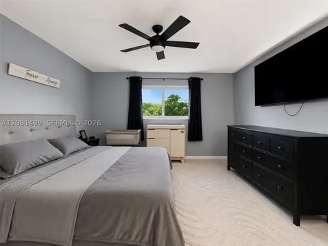 2431 SW 82nd Avenue Davie FL 33324