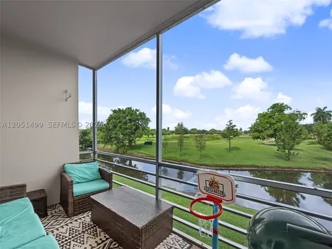 2431 SW 82nd Avenue Davie FL 33324