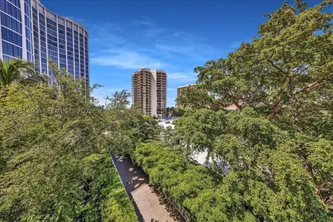2831 S Bayshore Drive Miami FL 33133
