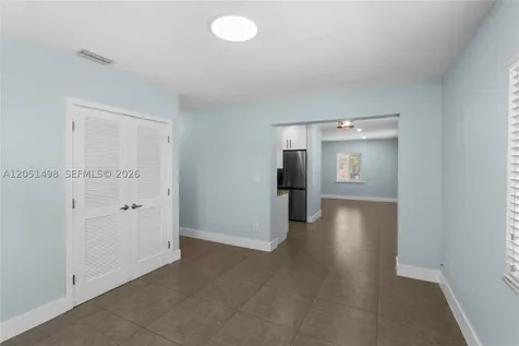 3171 NW 17th Street Miami FL 33125