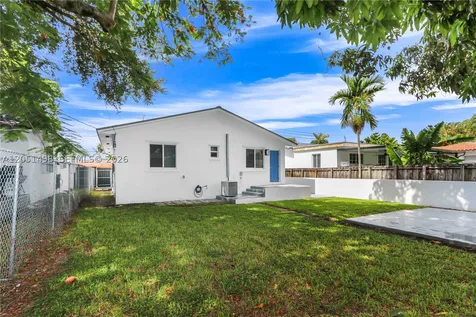 3171 NW 17th Street Miami FL 33125