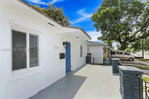 3171 NW 17th Street Miami FL 33125