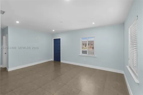 3171 NW 17th Street Miami FL 33125