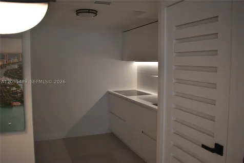 6365 Collins Avenue Miami Beach FL 33141
