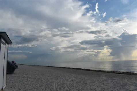 6365 Collins Avenue Miami Beach FL 33141