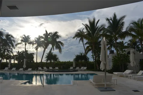 6365 Collins Avenue Miami Beach FL 33141