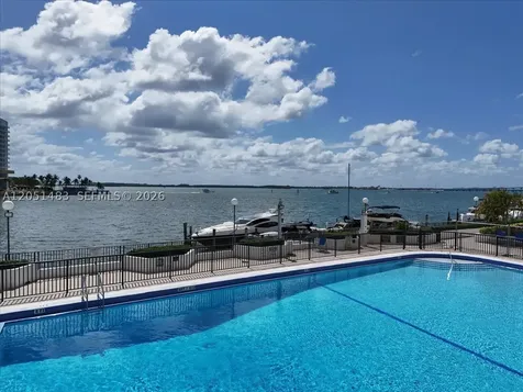 905 Brickell Bay Drive Miami FL 33131